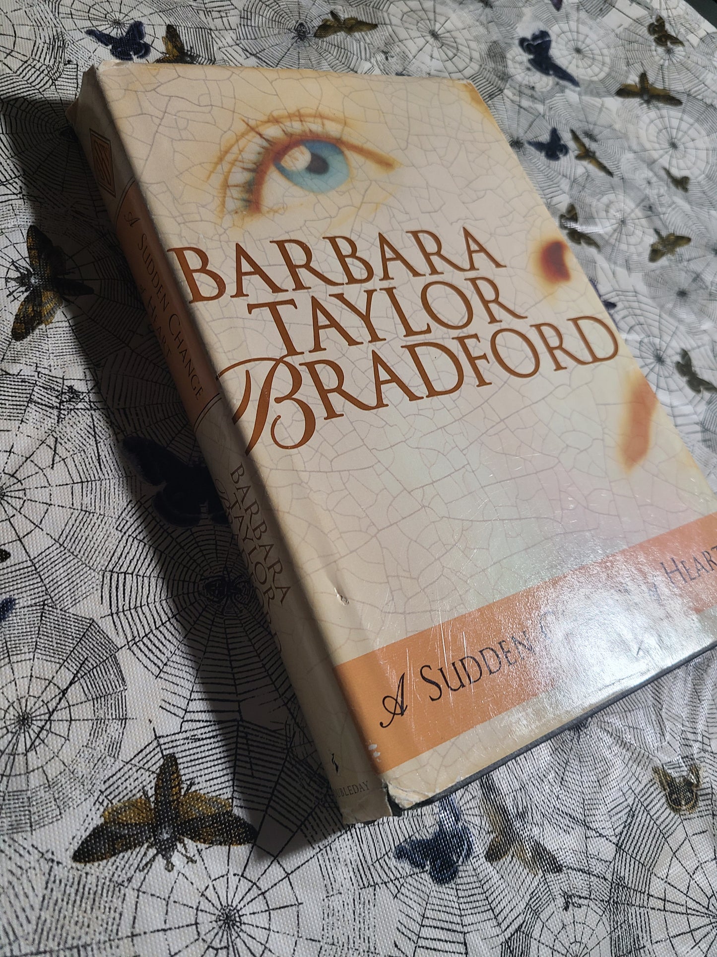 Used A Sudden Change of Heart By: Barbara Taylor Bradford