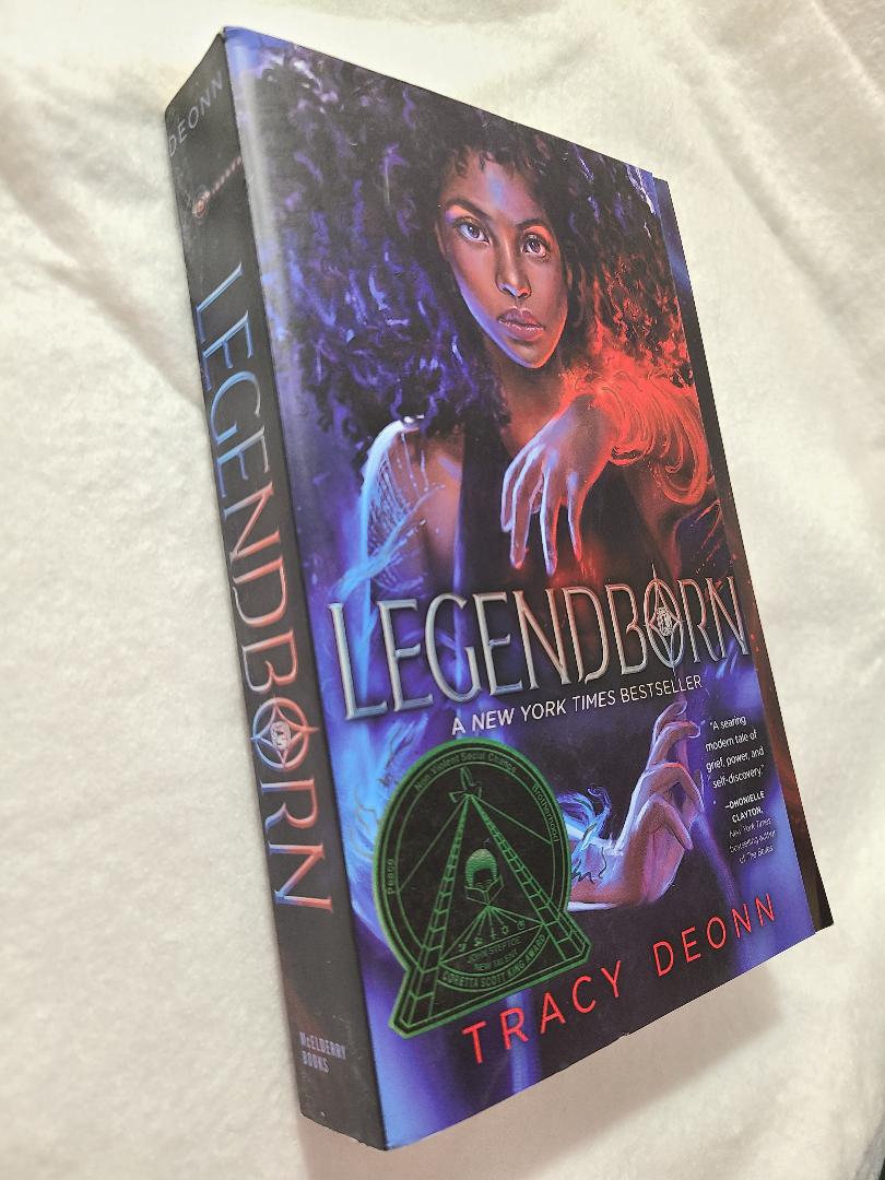 New/Discount Legendborn By: Tracy Deonn