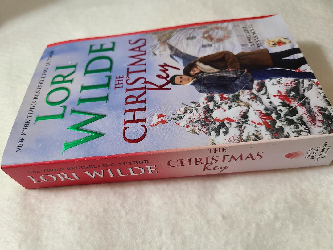 Used The Christmas Key By: Lori Wilde